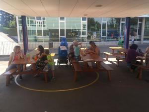 Vide-grenier 2016 de l'association de quartier Croisettes-Tuileries et environs à Epalinges